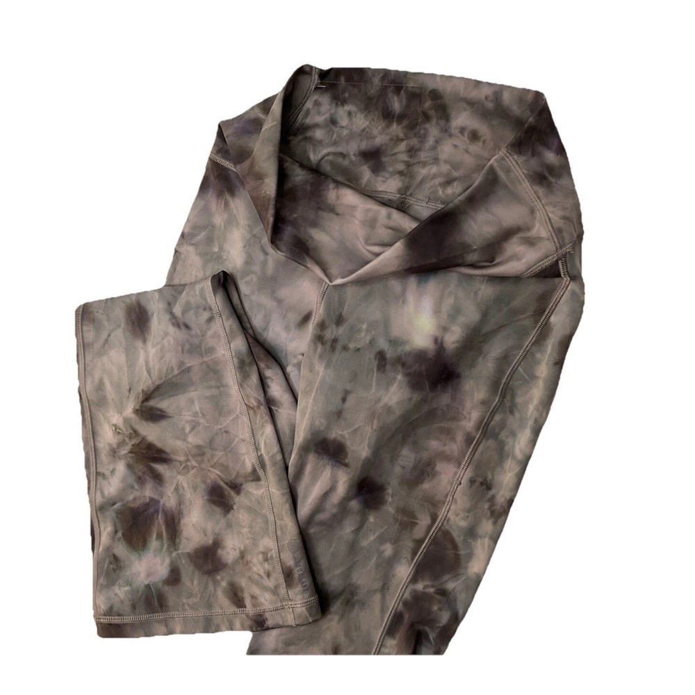 Adidas 7/8 Flare Leggings Womens‎ Medium Tie Dye High Rise Stretch Athletic Gym